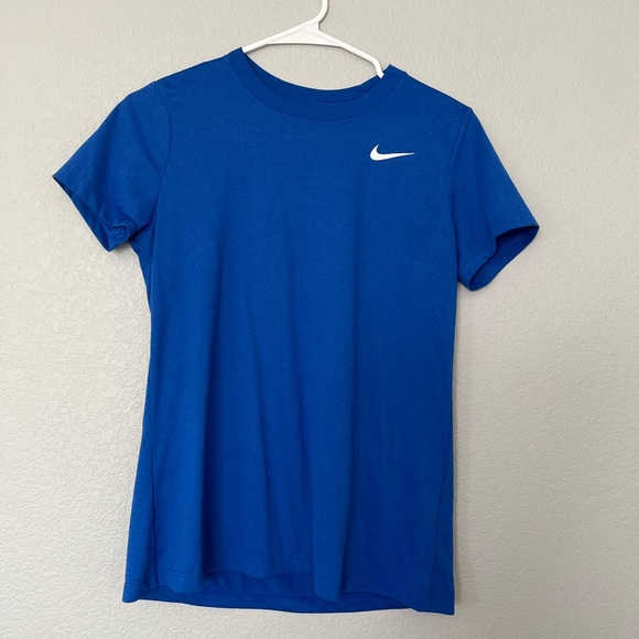 Red and Blue Nike dri-fit pack - Picture 1 of 6